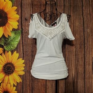 Glo Cold Shoulder Top